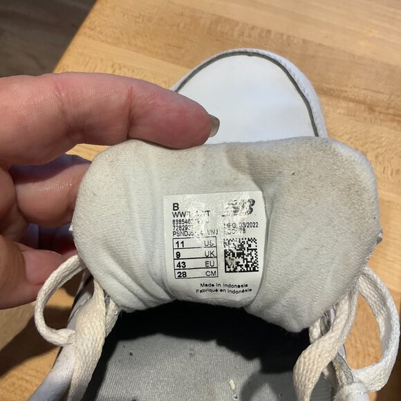 WHITE NEW BALANCE Shoes - Picture 7 of 7